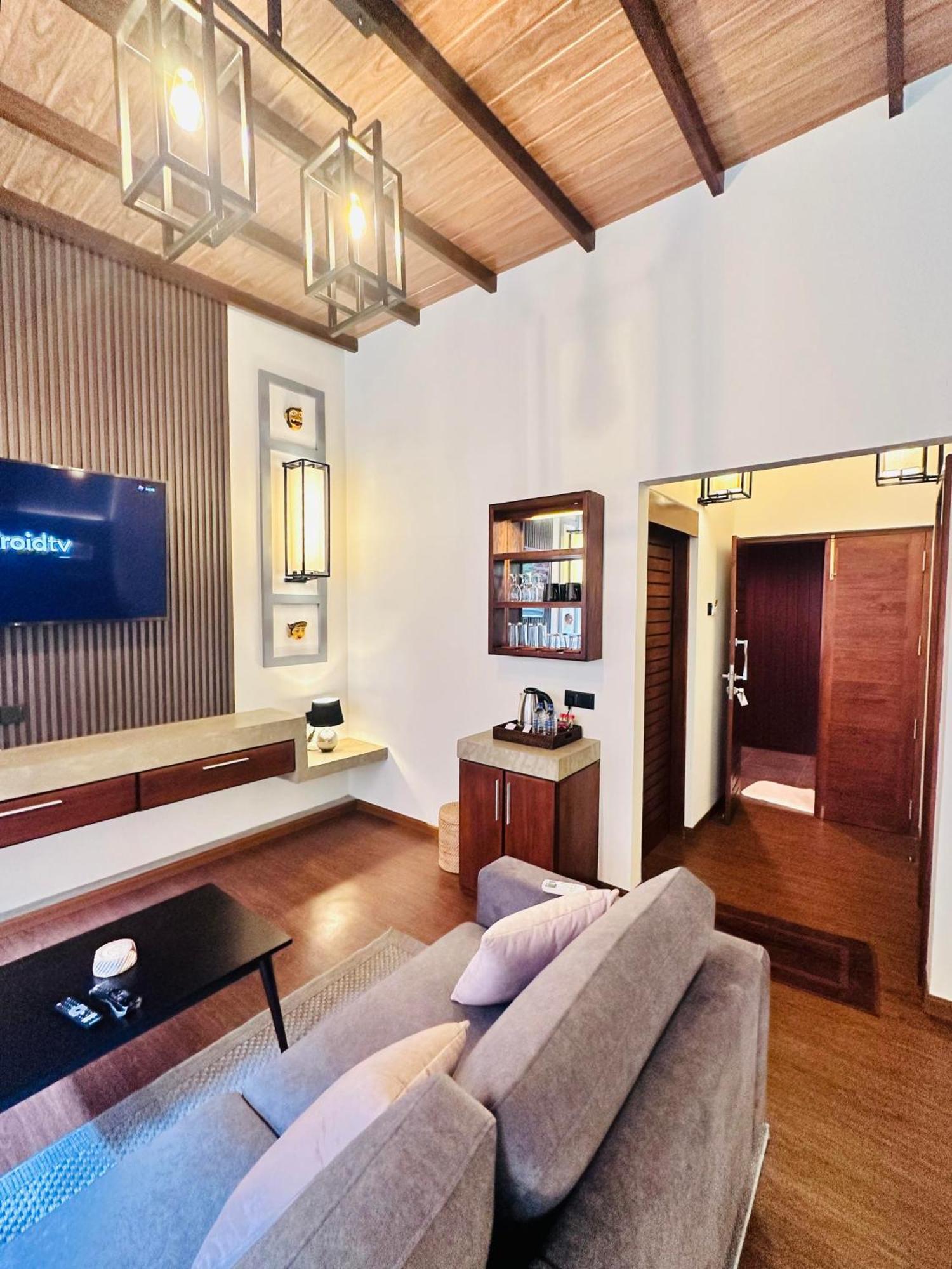 Kubura Resort Anuradhapura Exteriör bild